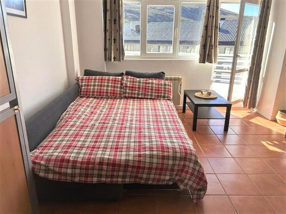 Apartamento Little Rest Montblanc 6 Pax Personas Wifi Garaje Plaza Pradollano Monachil Exterior foto