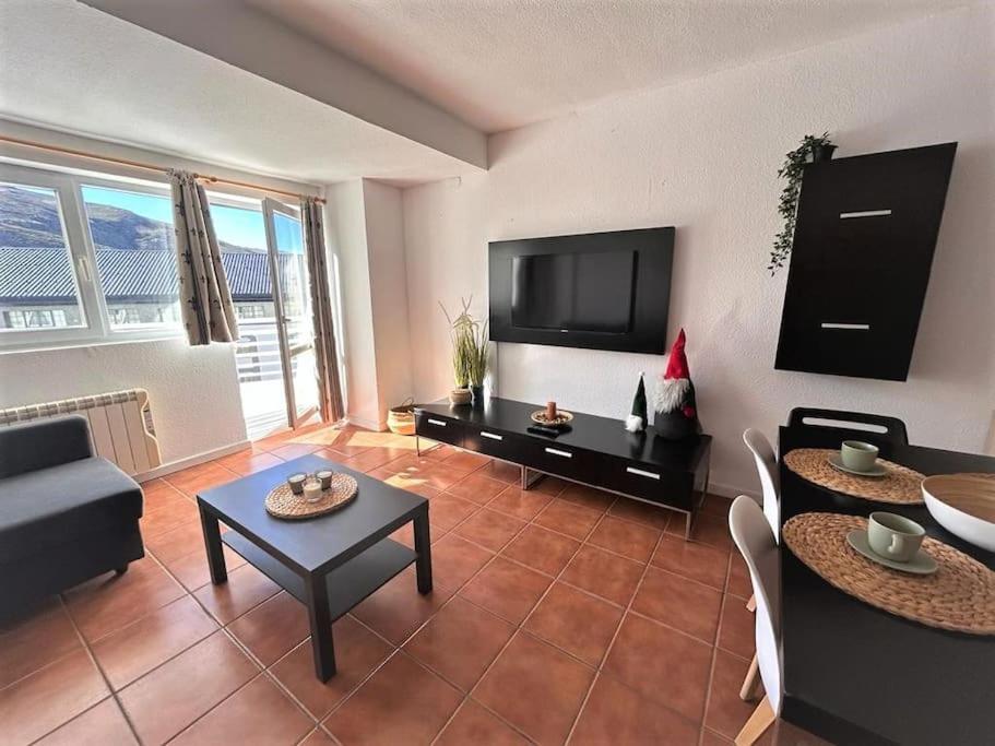 Apartamento Little Rest Montblanc 6 Pax Personas Wifi Garaje Plaza Pradollano Monachil Exterior foto